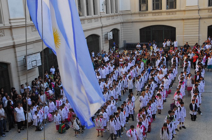 ¿Cuándo empiezan las clases en 2016?